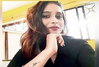 ভারতে বাংলাদেশি তরুণীর লিভ টুগেদার, অতঃপর ফ্ল্যাট থেকে পচাগলা লাশ উদ্ধার 