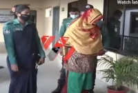 বহুতল ভবনে, ব্যাপক সহায়-সম্পত্তি থাকা সত্ত্বেও গৃহপরিচারিকা সেজে বাসায় বাসায় ঘুরে করেন ঘৃর্ণ কাজটি!