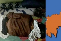 দিনের পর দিন অনাহারে একা ঘরে বুড়ি মায়ের মৃত্যু!