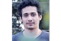 ফোন চার্জে দিয়ে গান শোনা অবস্থায় বিদ্যুৎস্পৃষ্টে প্রাণ গেল যুবকের