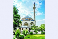 ক্রমেই মুসলমান বাড়ছে আলেকজান্ডারের দেশে