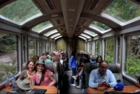 এবার কাচের ট্রেনে যেতে পারবেন দার্জিলিং-কাশ্মীর