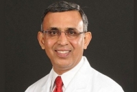 দুই শ’ রোগীর ৫ কোটি ৫১ লাখ টাকার বকেয়া মওকুফ করলেন মুসলিম চিকিৎসক ডা. ওমর আতিক