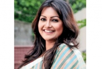  প্রথম ডোজ কভিড ভ্যাকসিন গ্রহণ করলাম, আলহামদুলিল্লাহ: নওশীন