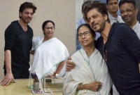 'ভাই' শাহরুখকে রাখিতে আসার আমন্ত্রণ জানালেন 'দিদি' মমতা
