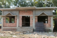 নিজের ব্যবহারের জন্য গাড়ি কিনতে মন্ত্রণালয় থেকে বরাদ্দ পাওয়া সমস্ত অর্থ দিয়ে মসজিদ বানালেন মেয়র!