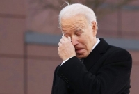 কান্নায় ভেঙ্গে পড়লেন জো বাইডেন