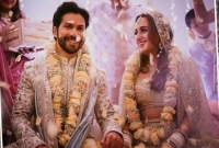 ছোটবেলার বান্ধবীর সঙ্গে বিবাহবন্ধনে আবদ্ধ হলেন বরুণ ধাওয়ান