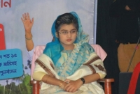 প্রধানমন্ত্রী শেখ হাসিনা সেজে ভাইরাল সাতক্ষীরার দিঘী