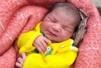 ভূমিষ্ঠ শিশুটি মেয়ে, তাই হাসপাতালে ফেলে পালিয়ে গেল বাবা-মা