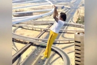 দুবাইতে জীবনের ঝুঁকি নিয়ে শাহরুখের স্টান্ট