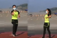 পিছনে সামরিক যান, নেপিডোতে নির্বিঘ্নে নাচছেন তরুণী (ভিডিওসহ)