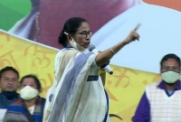 '‌ভোটের আগে ব্ল্যাকমেল করবেন না'‌, সভামঞ্চে মেজাজ হারালেন মমতা ব্যানার্জী