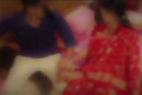 চাচির সঙ্গে অন্তরঙ্গে লিপ্ত থাকা অবস্থায় ভাতিজা আটক