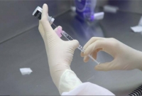 ভুল সিরিঞ্জের কারণে কয়েক লাখ ডোজ ভ্যাকসিন নষ্ট