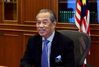 মালয়েশিয়ায় জনগণকে আশ্বস্ত করতে সবার আগে টিকা নেবেন প্রধানমন্ত্রী মুহিউদ্দিন