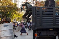 মিয়ানমারে ধরপাকড় থেকে বাঁচতে নাগরিকদের যত কৌশল