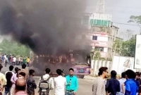 ঘটনাস্থলে ছুটে গেছেন পুলিশের ঊর্ধ্বতন কর্মকর্তারা