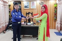 শ্বশুর-শাশুড়িকে খুশি করতে পারলেই পুত্রবধূকে পুরস্কার!