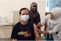 ছবি না দিলে নাকি করোনার ভ্যাকসিন কাজ করে না : কণ্ঠশিল্পী আসিফ আকবর