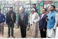 দু’ঘণ্টা দাঁড়িয়ে থেকেও শ্রদ্ধা জানাতে পারেননি ভাষাসৈনিক শাহাদৎ হোসেন