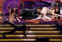 নোরা ফতেহির সঙ্গে নাচতে গিয়ে মঞ্চ থেকে নীচে পড়ে গেলেন সালমান খান