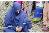 পরকীয়া করে প্রবাসীর স্ত্রী এখন উভয় সংকটে!