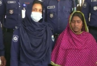 নিঃসন্তান হওয়ায় দুই নবজাতক চুরি করেন এই নারী!