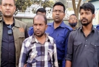 ভোটকেন্দ্রে ফেনসিডিলের বোতলসহ ধানের শীষের এজেন্ট আটক!