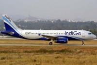 করাচি বিমানবন্দরে ভারতীয় বিমানের জরুরি অবতরণ