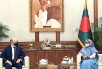 টিকাদানে অস্ট্রেলিয়ার চেয়ে এগিয়ে আছে বাংলাদেশ : অস্ট্রেলীয় রাষ্ট্রদূত