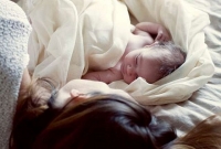  স্বামীর মৃত্যুর ৮ বছর পর স্ত্রীর সন্তান প্রসব! 