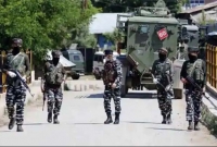 কাশ্মীরে 'স্টিকি বম্ব' নিয়ে চিন্তায় ভারত