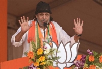 ধীরে ধীরে পাল্টেছেন মিঠুন চক্রবর্তী! ইতিহাস যা বলছে..