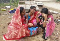 প্রেম করে বিয়ে, প্রথম বিবাহ বার্ষিকীর দিনেই লাশ হলেন বধূ