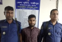 ফের ধর্ষণ করতে চাইলে শিশুটি তার ভাইকে জানায়