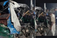  থ্রি-হুইলার-বাসের মুখোমুখি সংঘর্ষে কোরআন হেফজ বিভাগের দুই ছাত্রের মৃত্যু