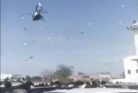 ছেলের বিয়ে, হেলিকপ্টার থেকে ছড়ানো হলো ১৫ কোটি টাকা (ভিডিও)