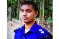 নিজের পিস্তল দিয়ে মাথায় গুলি করে আত্মহত্যা এসআইয়ের 