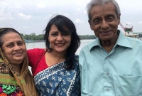 অভিনেত্রী অপি করিমের বাবা আর নেই