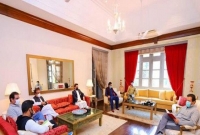 করোনায় আক্রান্ত অবস্থাতেই এমপিদের নিয়ে বৈঠকে ইমরান খান!