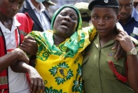 একসঙ্গে বহু মানুষ স্টেডিয়ামে প্রবেশ করতে চেয়েছিল, পদদলিত হয়ে ৪৫ জনের মৃত্যু 