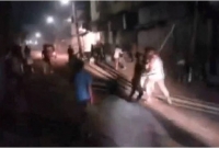 গোটা এলাকা রণক্ষেত্র, হামলা, মামনুল হককে অবরুদ্ধ করার প্রতিবাদে কিশোরগঞ্জে বিক্ষোভ মিছিল 