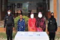 ব্যবসায়ীদের প্রেমের ফাঁদে ফেলে যা করত ওরা