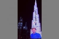 বিশ্বের সর্বোচ্চ ভবন ‘বুর্জ আল খালিফা’র গায়ে কুমিল্লার মোশাররফের ছবি!