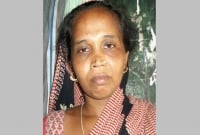 এক বিধবা নারী তিন সন্তানসহ হিন্দু ধর্ম ত্যাগ করে ইসলাম গ্রহণ 