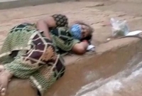 করোনা আক্রান্তদের জোর করে রাস্তায় বের করে দিল হাসপাতাল!