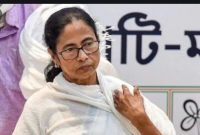 হঠাৎ আসলো এই দুঃসংবাদ! আদালতে যাচ্ছেন মমতা