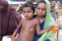 গরুর রশিতে হাত বেঁধে পাকা রাস্তায় গরু ছেড়ে দিয়ে এতিম শিশুকে অমানবিক নির্যাতন গরুর রশিতে হাত বেঁধে পাকা রাস্তায় গরু ছেড়ে দিয়ে এতিম শিশুকে অমানবিক নির্যাতন