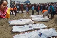 পুরো পরিবারের লাশ নিয়ে বাড়ি ফিরল ছোট্ট মীম!